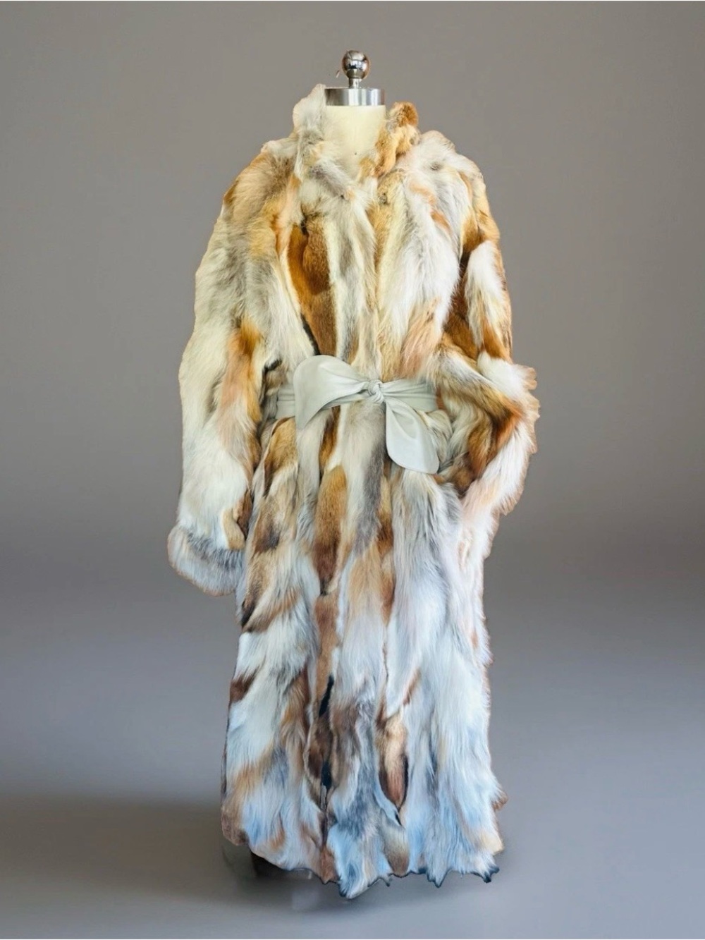 INCREDIBLE GENUINE RED FOX FUR COAT FULL LENGTH EUC!